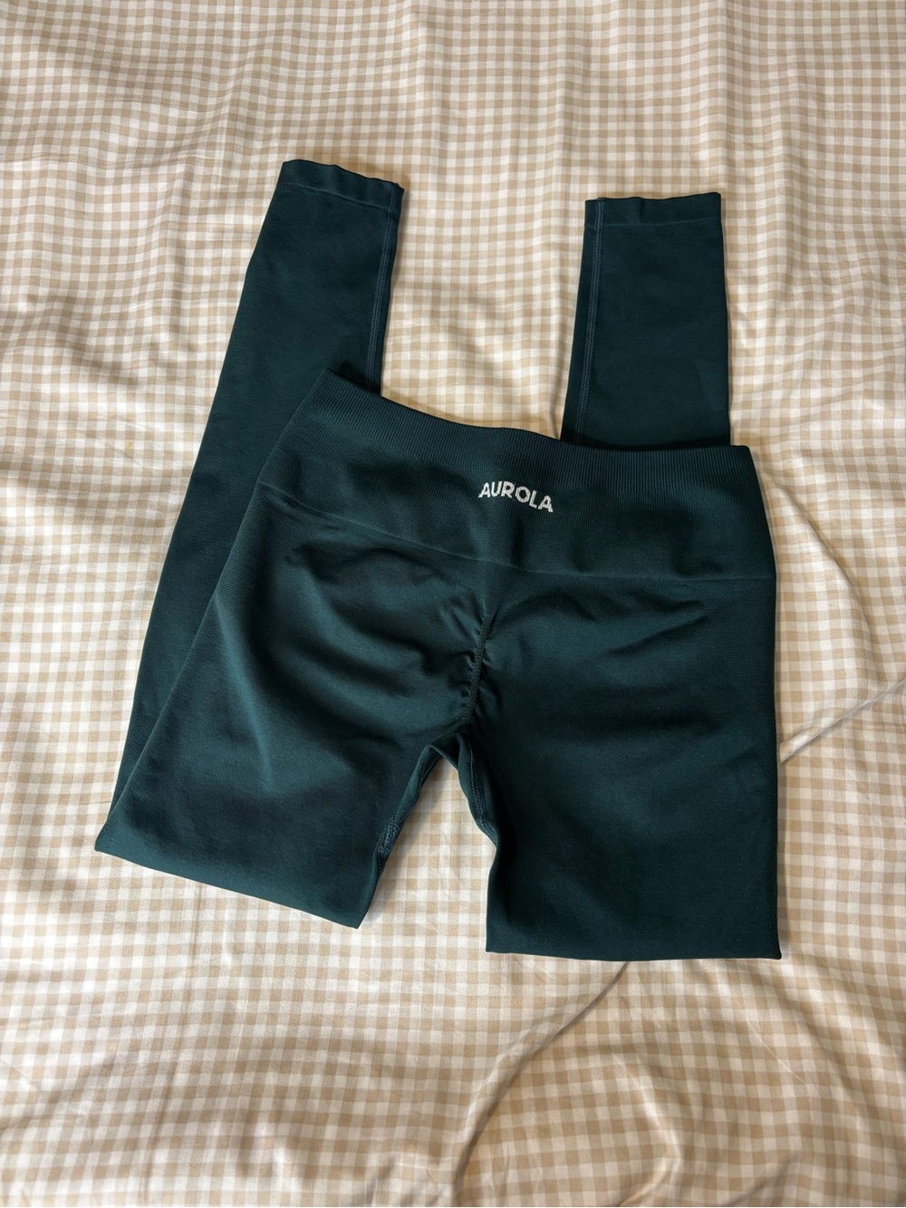 AUROLA Workout Leggings for Women Seamless Scrunch Tights Ponderosa Green